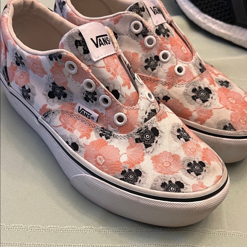 Vans Pink and Black Floral Canvas Shoes size 5.5